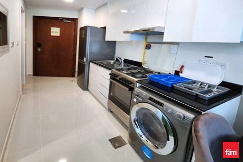 Apartment in Dubai, UAE 39.8 sq.m. № 727852 - photo 6