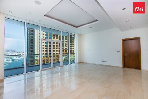 Apartman u gradu Palm Jumeirah, Dubai, UAE 2 spavaće sobe, 158.8 m2 Br. 645072 - Slika 4