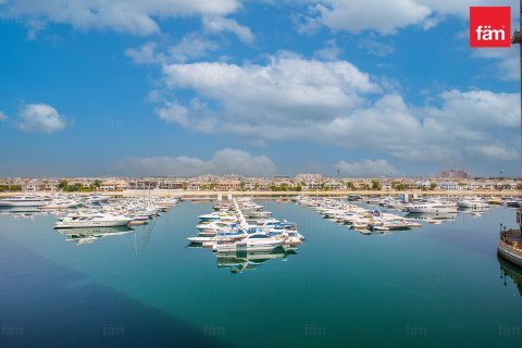 Apartman u gradu Palm Jumeirah, Dubai, UAE 2 spavaće sobe, 158.8 m2 Br. 645072 - Slika 1