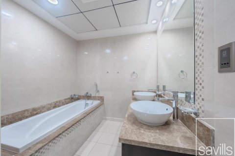 Apartment til salg i Palm Jumeirah, Dubai, UAE 3 soveværelser, 231 kvm № 641001 - foto 10