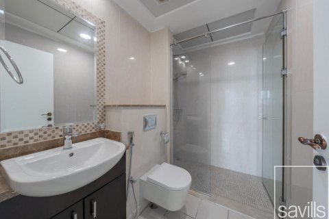 Apartment til salg i Palm Jumeirah, Dubai, UAE 3 soveværelser, 231 kvm № 641001 - foto 17