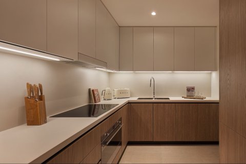 Apartment til leje i Sheikh Zayed Road, Dubai, UAE 4 soveværelser, 269.05 kvm № 750304 - foto 3