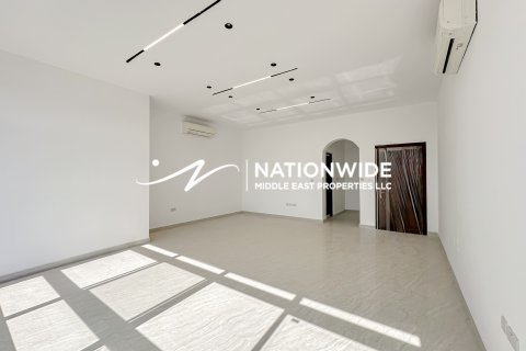 Купити віллу в Абу-Даби, ОАЕ 5 спалень, 1058м2, № 662710 - фото 3