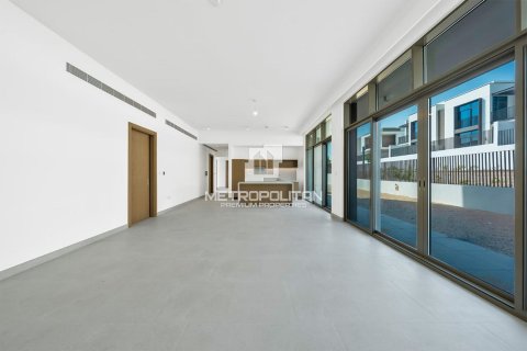 Villa en alquiler en Al Furjan, Dubai, EAU 4 dormitorios, 452 m2 № 664285 - foto 4