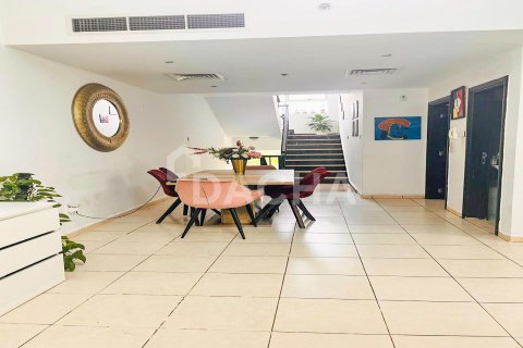دوبلکس برای فروش در  Jumeirah Village Circle، Dubai، امارات متحده عربی  3 خوابه ، 262 متر مربع ، شماره 706757 - تصویر 2