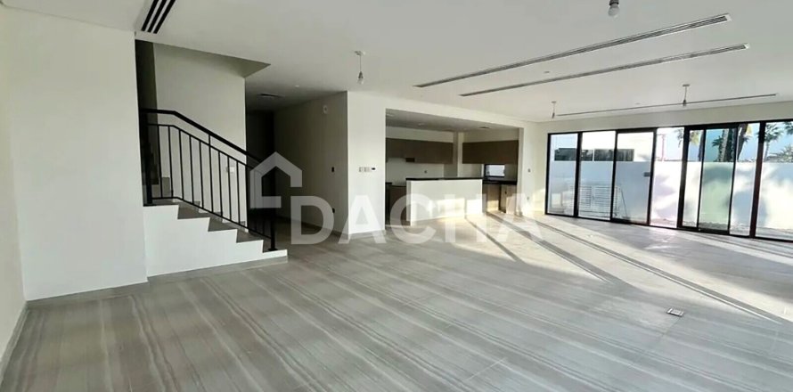 Shtëpi në qytet në DAMAC Hills (Akoya by DAMAC), Dubai, Emiratet e Bashkuara Arabe 6 dhoma gjumi, 412 m2. № 706758