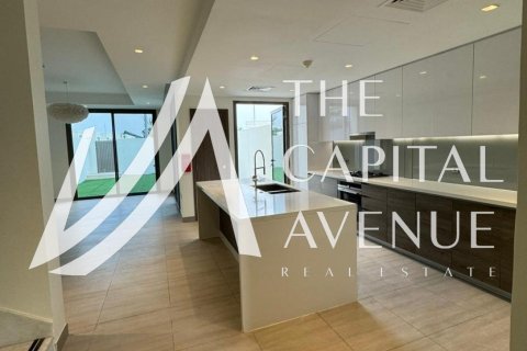 Villetta a schiera in vendita a Yas Island, Abu Dhabi, EAU 2 camere da letto, 217 mq. № 681348 - foto 5