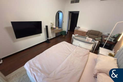 شقة للبيع في أبراج بحيرة جميرا، دبي، الإمارات العربية المتحدة 2 غرفة نوم ، 154 متر مربع ، رقم 667718 - صورة 6