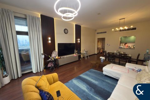 شقة للبيع في أبراج بحيرة جميرا، دبي، الإمارات العربية المتحدة 2 غرفة نوم ، 154 متر مربع ، رقم 667718 - صورة 2