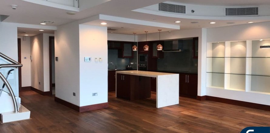 World Trade Center, Dubai, संयुक्त अरब अमीरात में अपार्टमेंट, 2 बेडरूम, 196 वर्ग मीटर, संख्या 667717