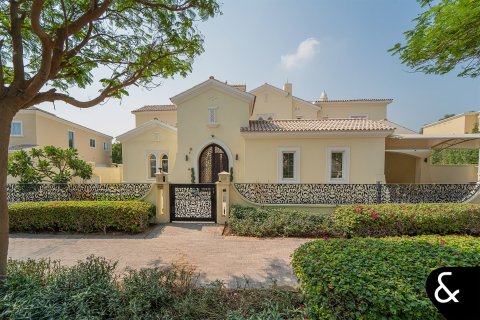 Villa zum Verkauf in Arabian Ranches, Dubai, VAE 7 Schlafzimmer, 1159 m2 Nr. 667716 - Foto 28