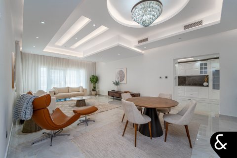 فيلا للبيع في المرابع العربية، دبي، الإمارات العربية المتحدة 7 غرفة نوم ، 1159 متر مربع ، رقم 667716 - صورة 4