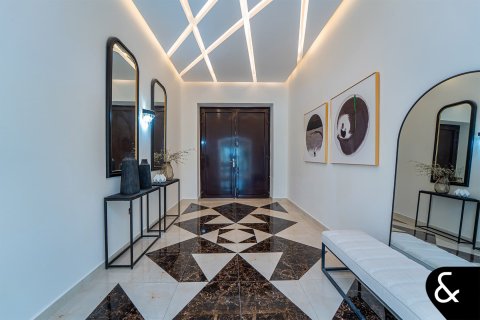 فيلا للبيع في المرابع العربية، دبي، الإمارات العربية المتحدة 7 غرفة نوم ، 1159 متر مربع ، رقم 667716 - صورة 2