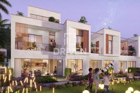 Villa en Dubai Investment Park, Dubai, EAU 4 dormitorios, 143.72 m² № 741982