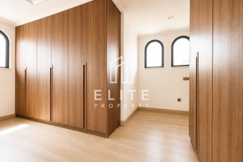 Villa til salg i Palm Jumeirah, Dubai, UAE 1 værelse, 665 kvm № 736334 - foto 4