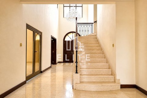 Villa til salg i Palm Jumeirah, Dubai, UAE 1 værelse, 665 kvm № 736334 - foto 16