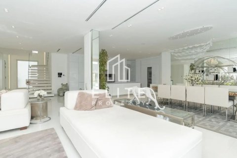 Villa til salg i Palm Jumeirah, Dubai, UAE 6 soveværelser, 622 kvm № 736335 - foto 12