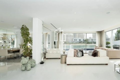 Villa til salg i Palm Jumeirah, Dubai, UAE 6 soveværelser, 622 kvm № 736335 - foto 3