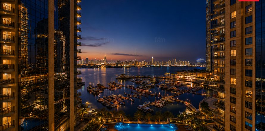 Διαμέρισμα σε Dubai, ΗΑΕ 3 υπνοδωμάτια, 179.3 τ.μ. Αρ. 726382
