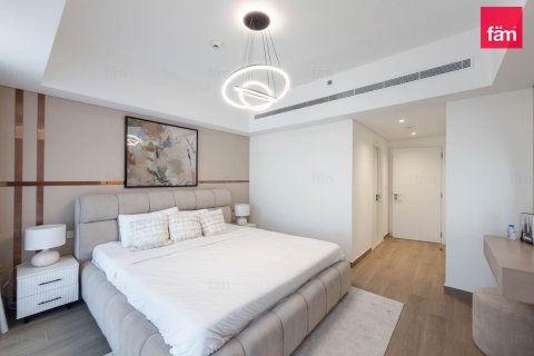 Apartment in Umm Suqeim, Dubai, UAE 3 bedrooms, 169.8 sq.m. № 726383 - photo 17