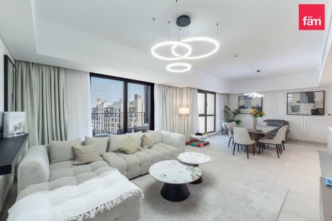 Apartment in Umm Suqeim, Dubai, UAE 3 bedrooms, 169.8 sq.m. № 726383 - photo 2