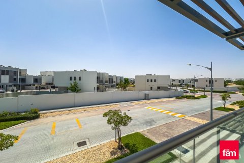 Vila u Dubai, UAE 6 spavaćih soba, 325.3 m2 Br. 708371 - fotografija 24
