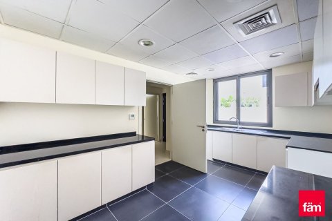 Vila u Dubai, UAE 6 spavaćih soba, 325.3 m2 Br. 708371 - fotografija 18