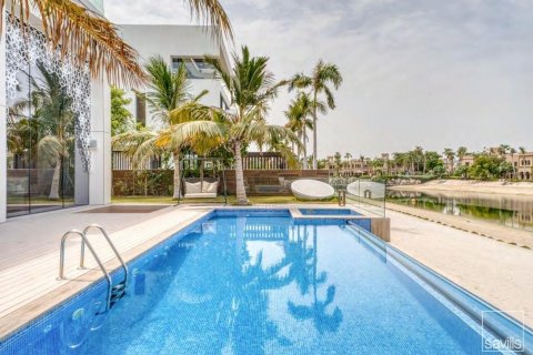 Vila v Palm Jumeirah, Dubai, SAE 6 ložnice, 1301 m² Č.: 635531 - fotografie 2