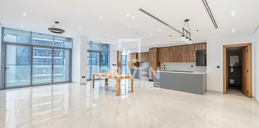 Apartmán v Business Bay, Dubai, SAE 3 spálne, 245 m2 č. 683791