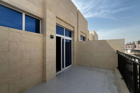 Adosado en venta en DAMAC Hills (Akoya by DAMAC), Dubai, EAU 4 dormitorios, 112 m2 № 679664 - foto 14