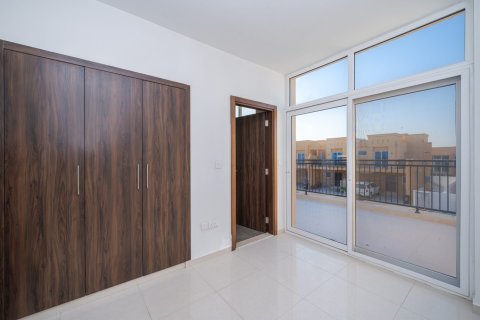 فيلا للإيجار في داماك هيلز (أكويا باي داماك)، دبي، الإمارات العربية المتحدة 4 غرفة نوم ، 112 متر مربع ، رقم 679658 - صورة 9