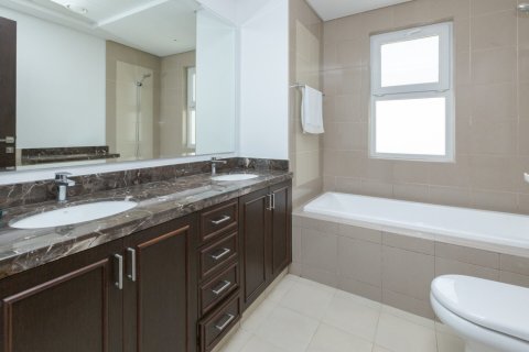 Serena, Dubai, UAE의 판매용 빌라 침실 3개, 253제곱미터 번호 735902 - 사진 9