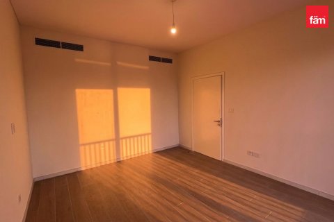 Casa urbana para arrendamento em Jebel Ali, Dubai, EAU 4 quartos, 339.6 m2 № 758353 - foto 6