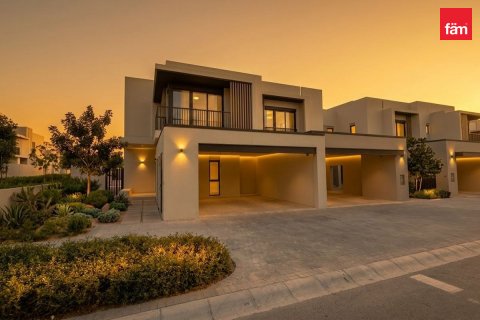 Casa urbana para arrendamento em Jebel Ali, Dubai, EAU 4 quartos, 339.6 m2 № 758353 - foto 10