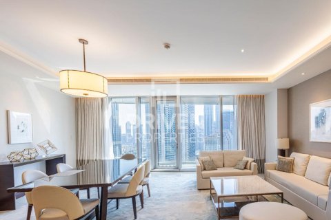 דירה להשכרה ב Downtown Dubai (Downtown Burj Dubai), Dubai, איחוד האמירויות 2 חדרי שינה, 158 מ"ר, מספר 684230 - תמונה 4