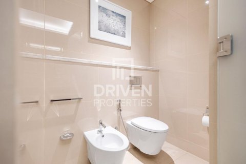 דירה להשכרה ב Downtown Dubai (Downtown Burj Dubai), Dubai, איחוד האמירויות 2 חדרי שינה, 158 מ"ר, מספר 684230 - תמונה 12