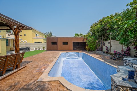 Вилла Jumeirah Park, Дубай, БАӘ-да 4 жатын бөлмелер, 471 м² № 750939 - фото 23
