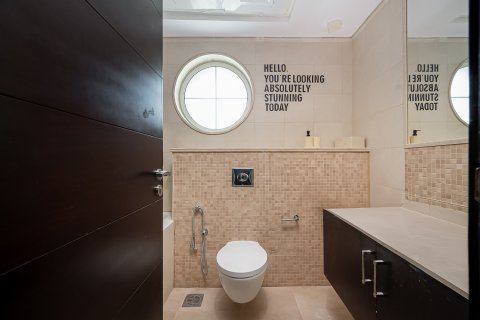 Вилла Jumeirah Park, Дубай, БАӘ-да 4 жатын бөлмелер, 471 м² № 750939 - фото 10