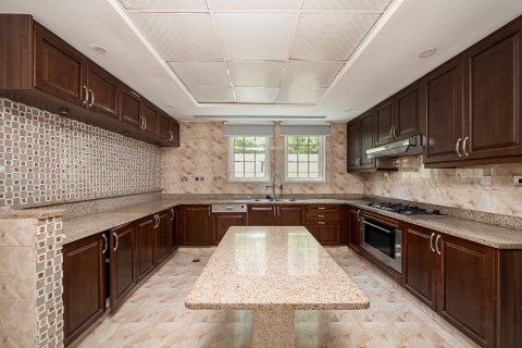 Вилла Jumeirah Park, Дубай, БАӘ-да 4 жатын бөлмелер, 471 м² № 750939 - фото 7