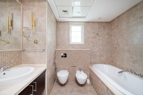 Вилла Jumeirah Park, Дубай, БАӘ-да 4 жатын бөлмелер, 471 м² № 750939 - фото 17