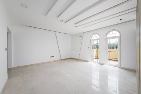 Вилла Jumeirah Park, Дубай, БАӘ-да 4 жатын бөлмелер, 471 м² № 750939 - фото 9