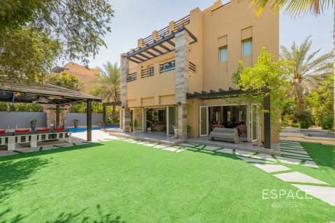 Arabian Ranches, Dubai, BAE’de satılık вилла 6 yatak odası, 557 m² No 649582 - fotoğraf 1