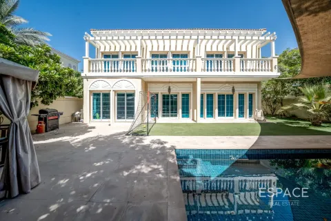 فيلا للبيع في Jumeirah Village Triangle، دبي، الإمارات العربية المتحدة 5 غرفة نوم ، 356 متر مربع ، رقم 649583 - صورة 1