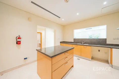 Kuća u nizu u Al Furjan, Dubai, UAE 3 spavaćih soba, 301 m2 Br. 737760 - fotografija 3