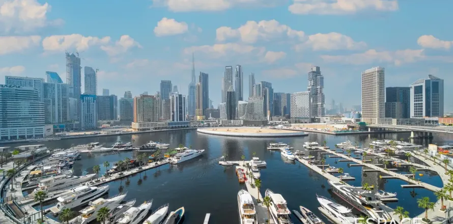 Tomannsbolig i Business Bay, Dubai, Emiratene 4 soverom, 735 kvm nr. 737763