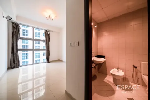 Apartmen di Dubai Marina, UAE 1 bilik tidur, 76 meter persegi № 737761 - foto 15