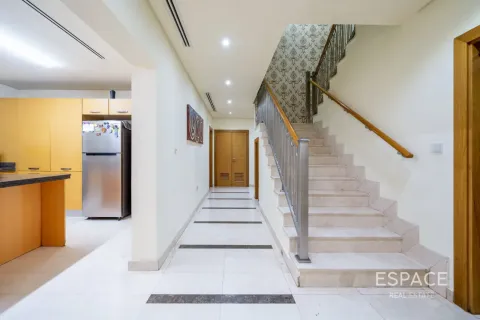 Kuća u nizu u Al Furjan, Dubai, UAE 3 spavaćih soba, 262 m2 Br. 737764 - fotografija 2
