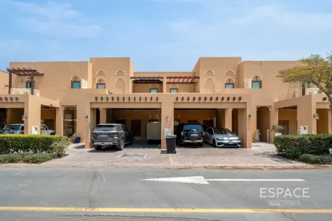 Kuća u nizu u Al Furjan, Dubai, UAE 3 spavaćih soba, 262 m2 Br. 737764 - fotografija 20