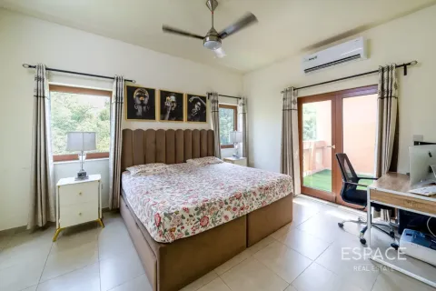 Kuća u nizu u Al Furjan, Dubai, UAE 3 spavaćih soba, 262 m2 Br. 737764 - fotografija 10