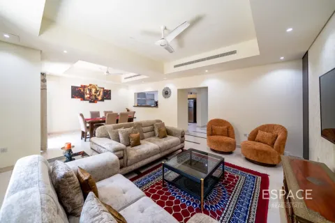 Kuća u nizu u Al Furjan, Dubai, UAE 3 spavaćih soba, 262 m2 Br. 737764 - fotografija 6
